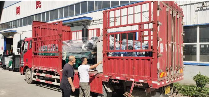 昆明客户订购的柴油机已经出厂